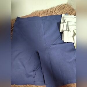 Set Of 6 Breezies Under Skirt Or Pants Garments New Opened Package Sz 1x…